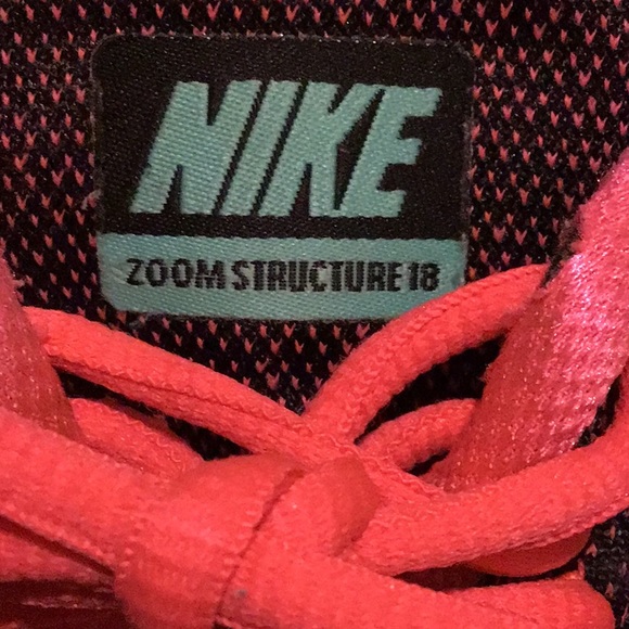 Nike Zoom Structure 18 - Picture 2 of 8